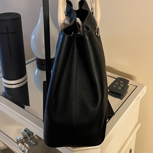 Brand New Kate Spade Black and Tan Leather Tote/Shoulder Bag - Picture 3 of 3